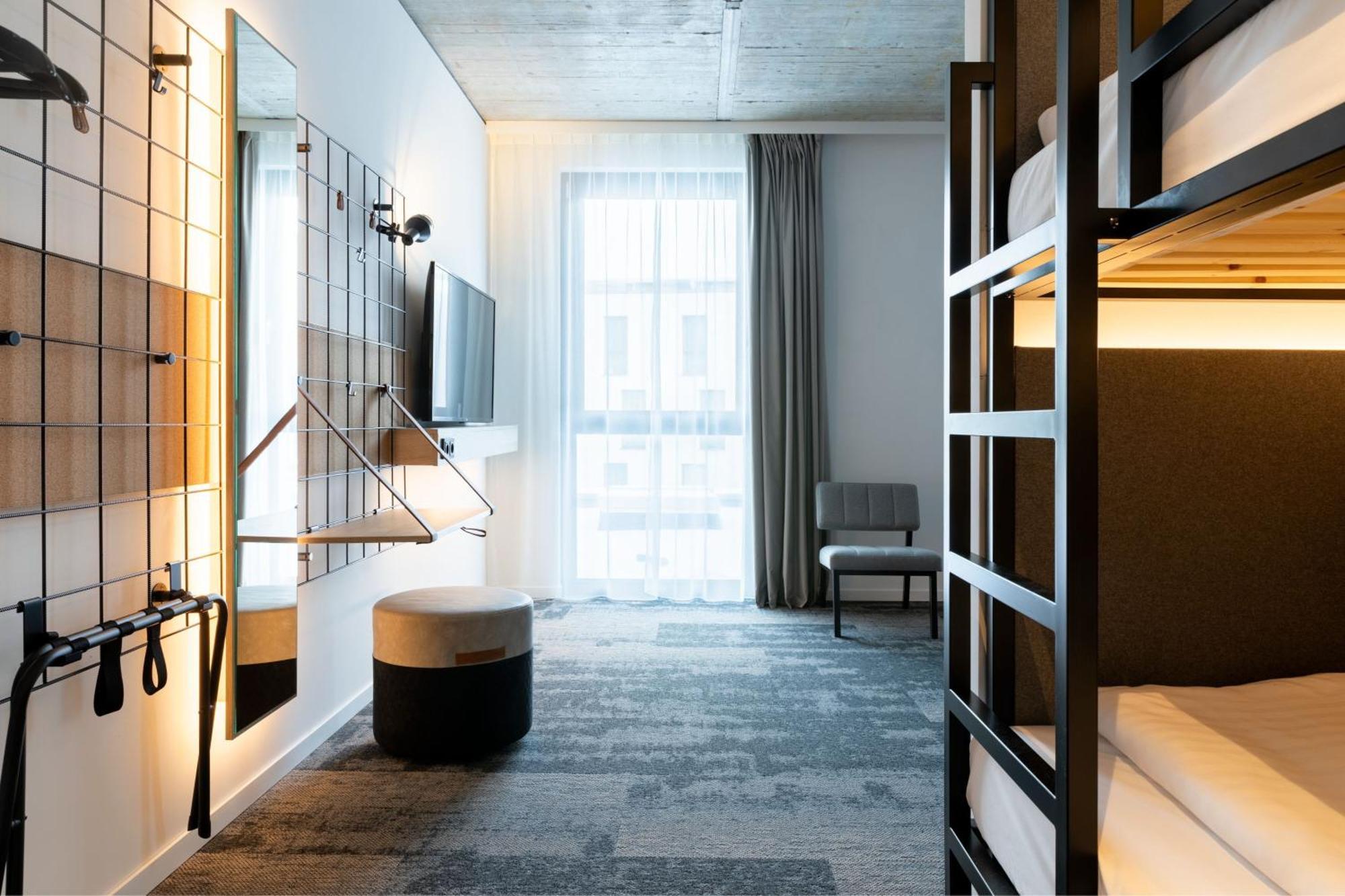 Moxy Outletcity Metzingen Metzingen  Bagian luar foto
