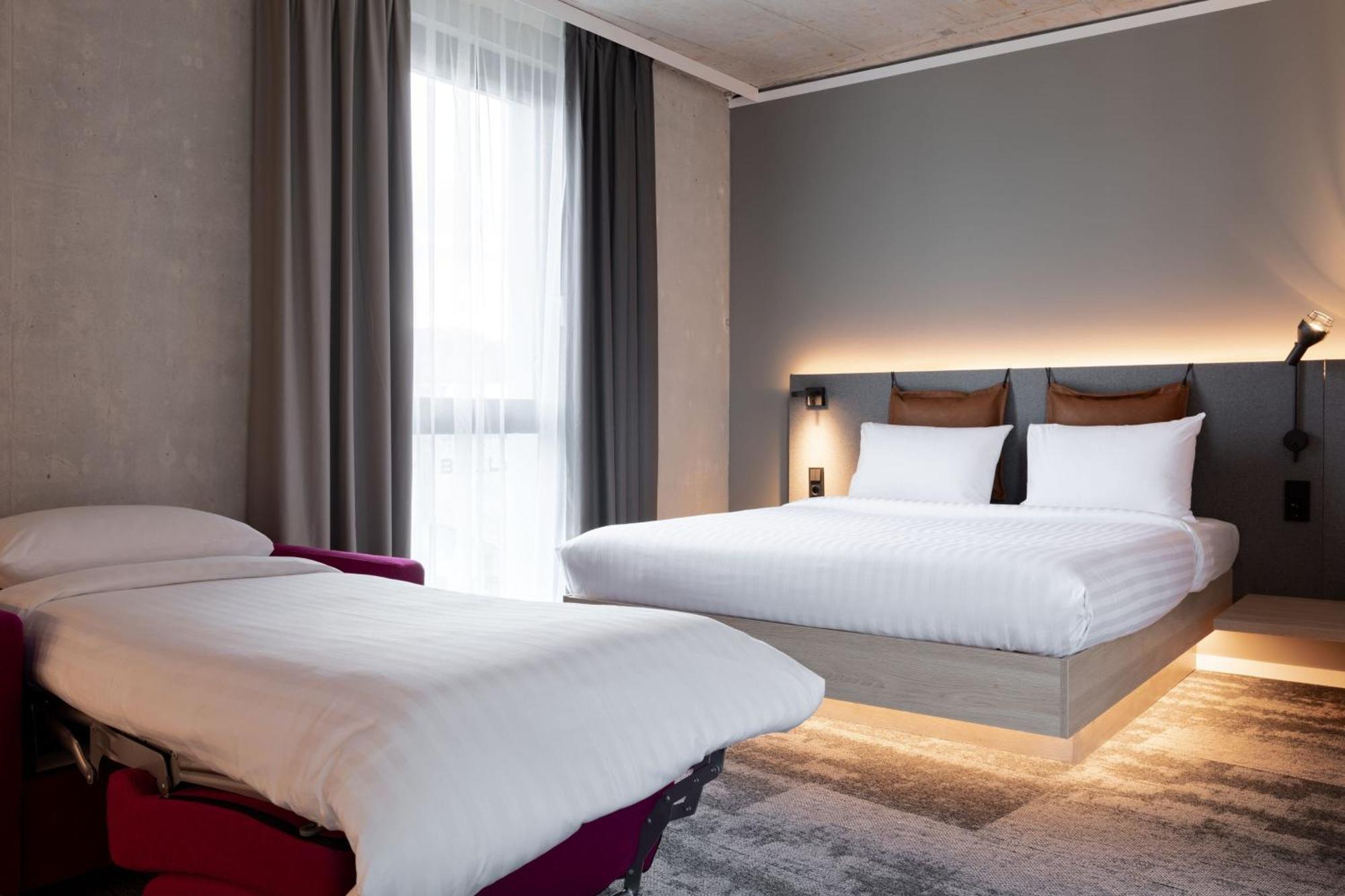Moxy Outletcity Metzingen Metzingen  Bagian luar foto