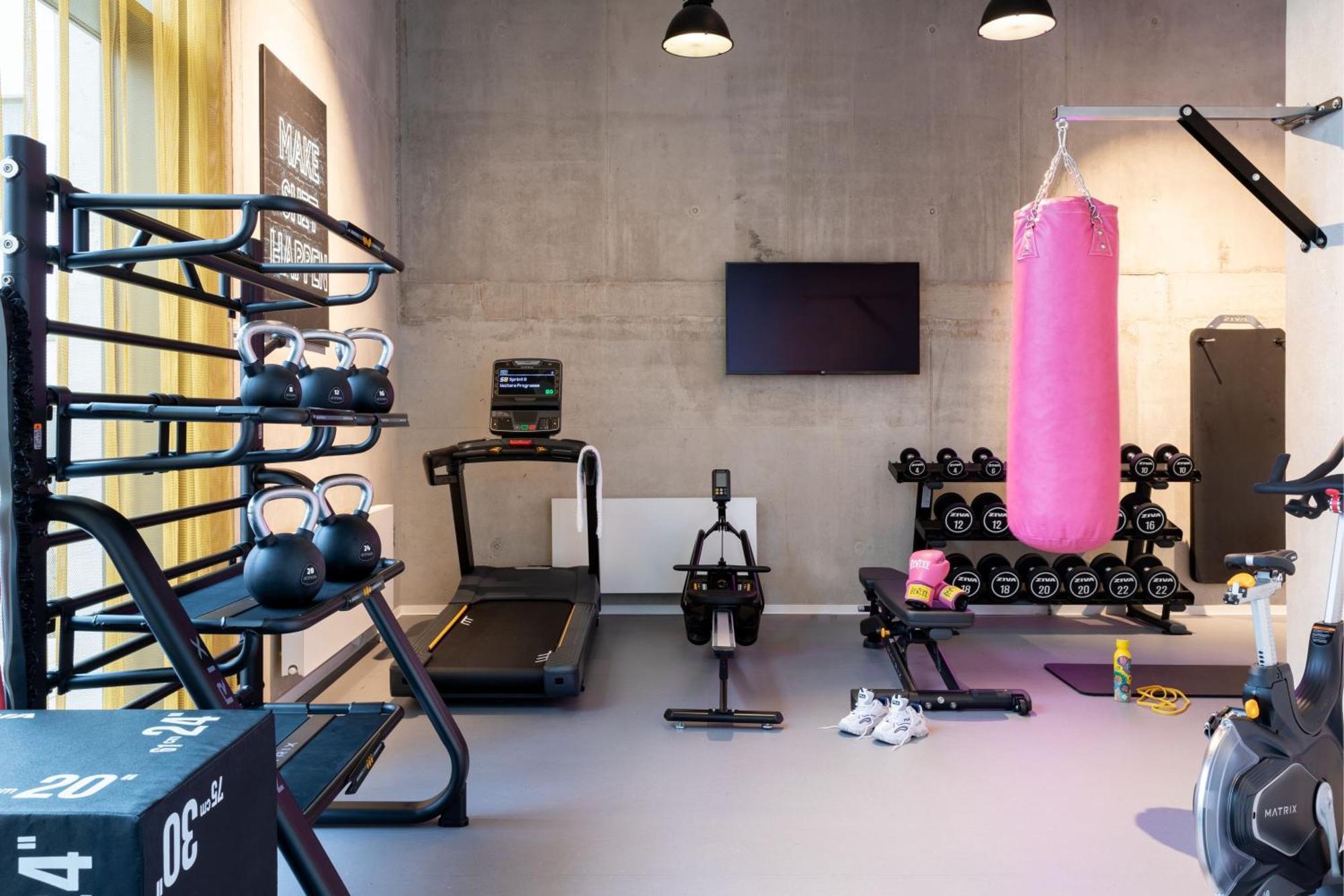 Moxy Outletcity Metzingen Metzingen  Bagian luar foto